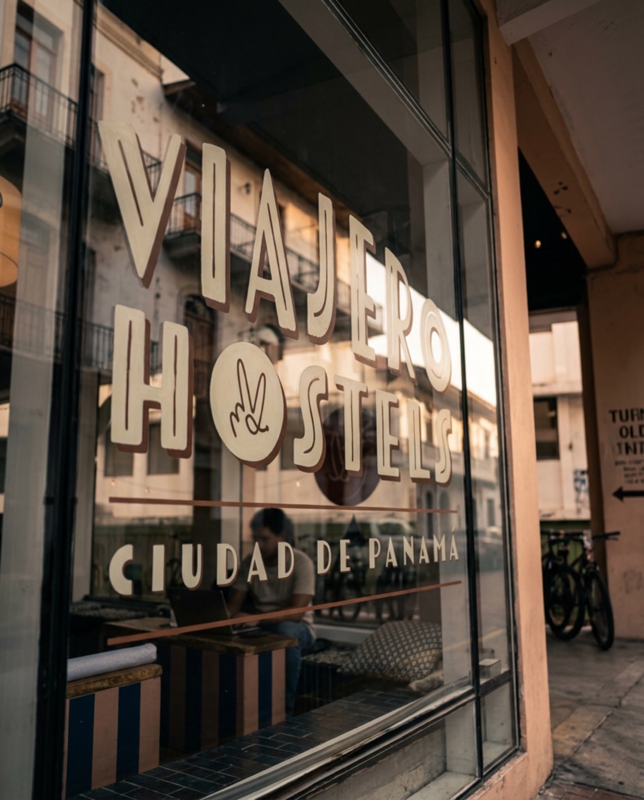 Vidrio: Viajero Hostels